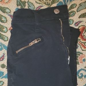 LEVIS Black Skinny Jean's, Silver Zipper Hardware